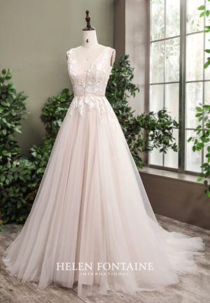ey4238-hf a-line low back lace and tulle helen fontaine wedding gown eternally yours